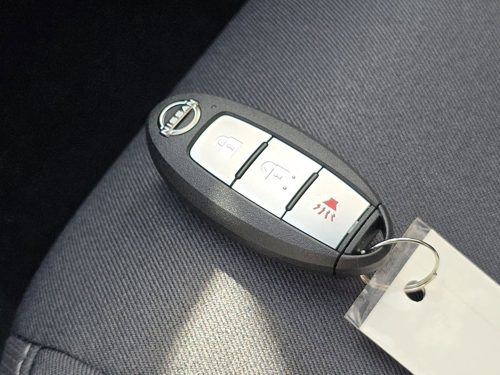 2026 Nissan Frontier SV - Photo 32