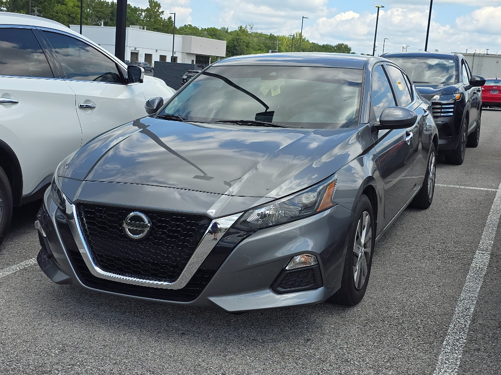 Used 2022 Nissan Altima 2.5 S Sedan