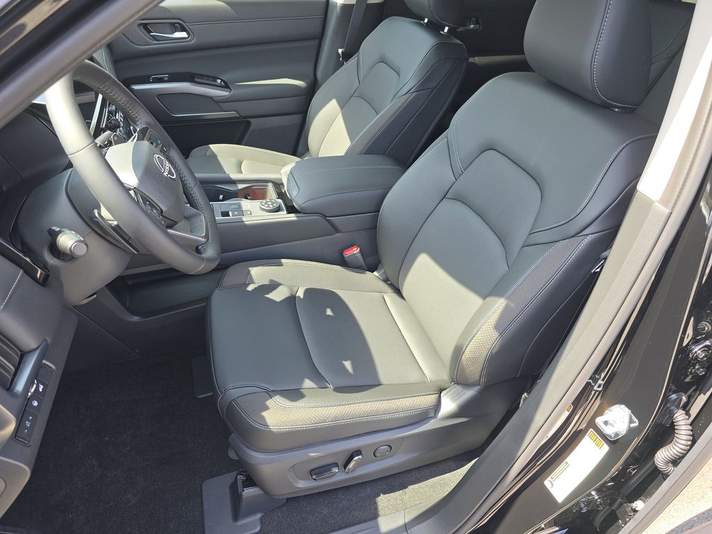 2026 Nissan Pathfinder SL - Photo 28