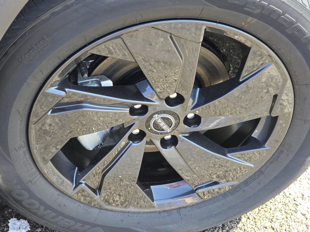 New 2026 Nissan Rogue SV Sport Utility