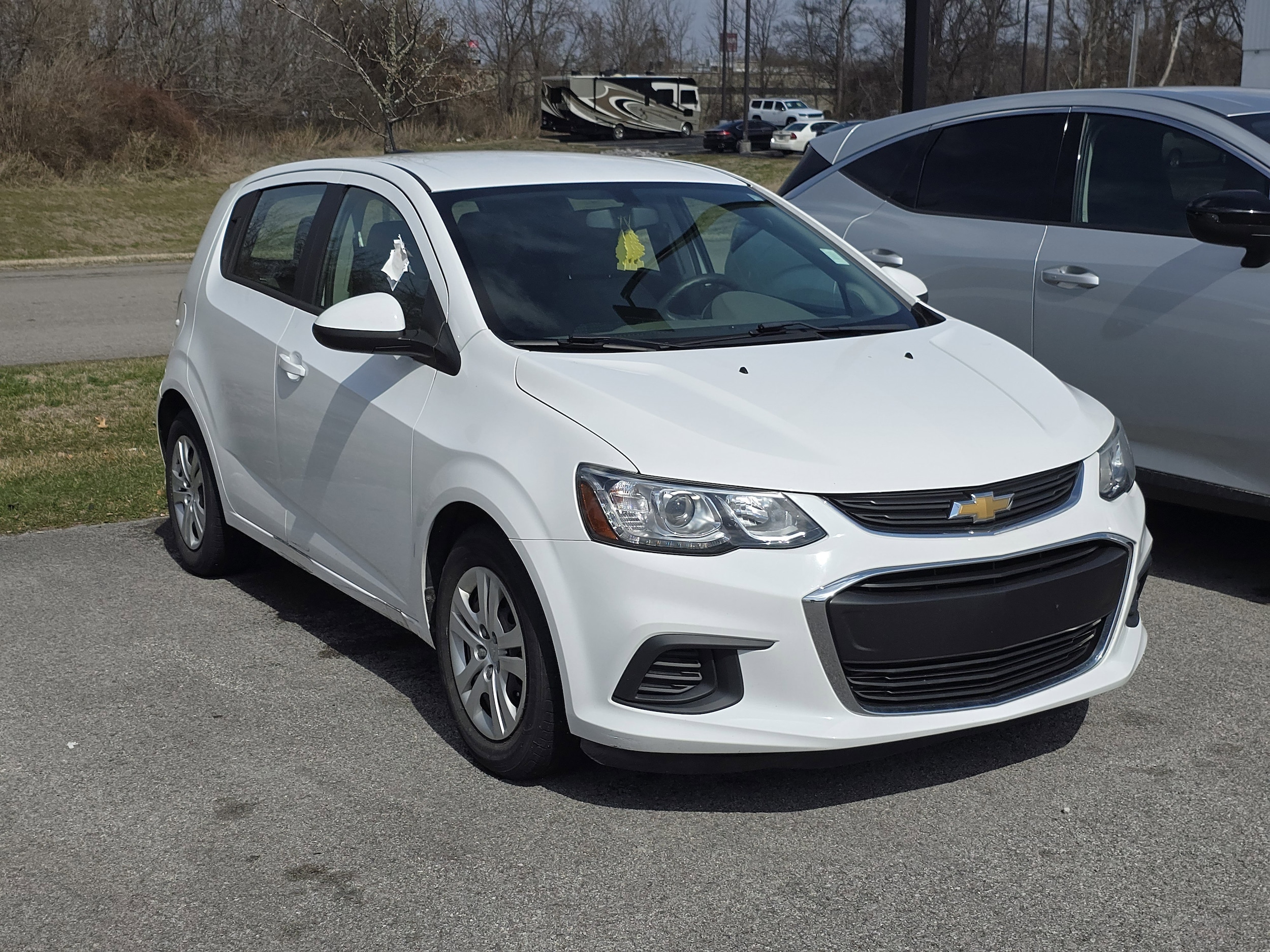 2019 Chevrolet Sonic 1FL