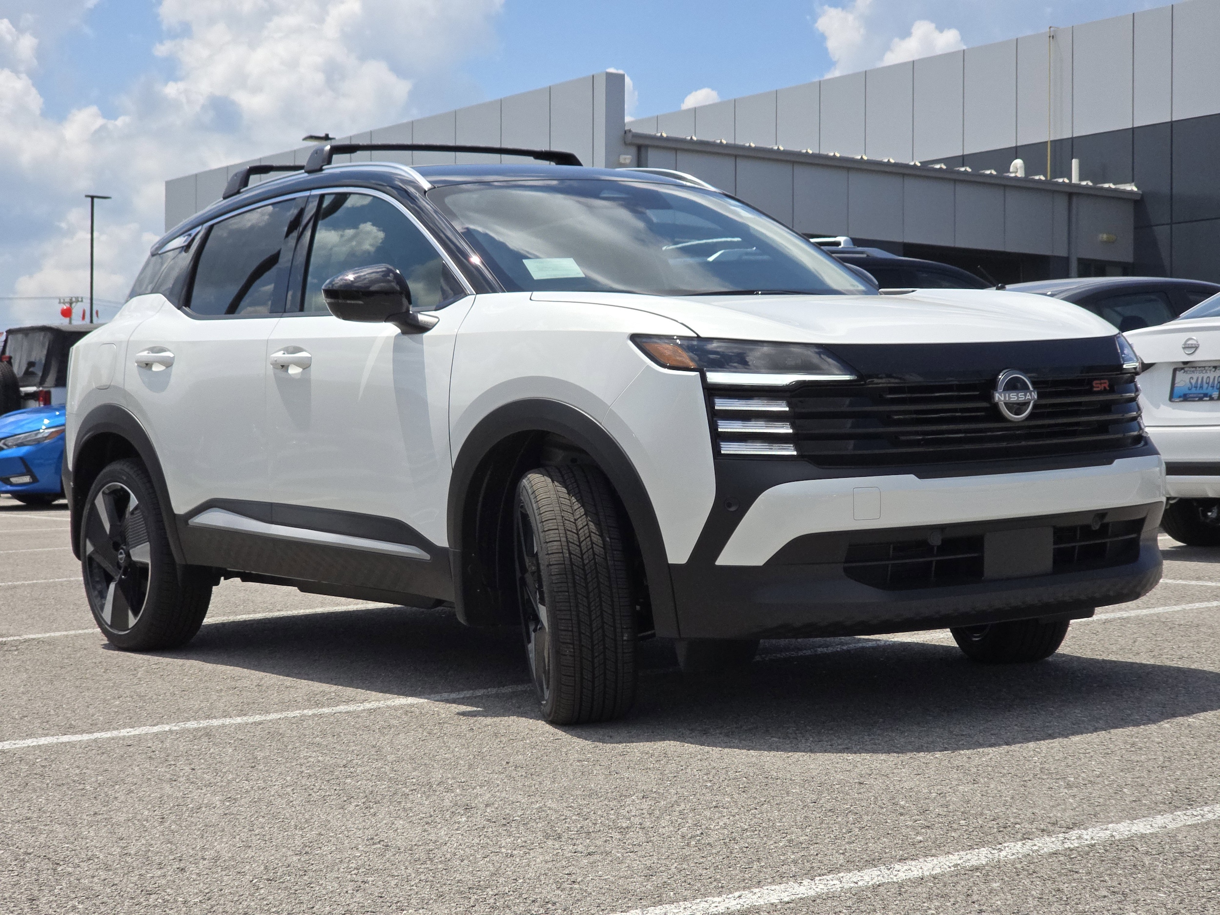 2025 Nissan Kicks SR - Photo 13