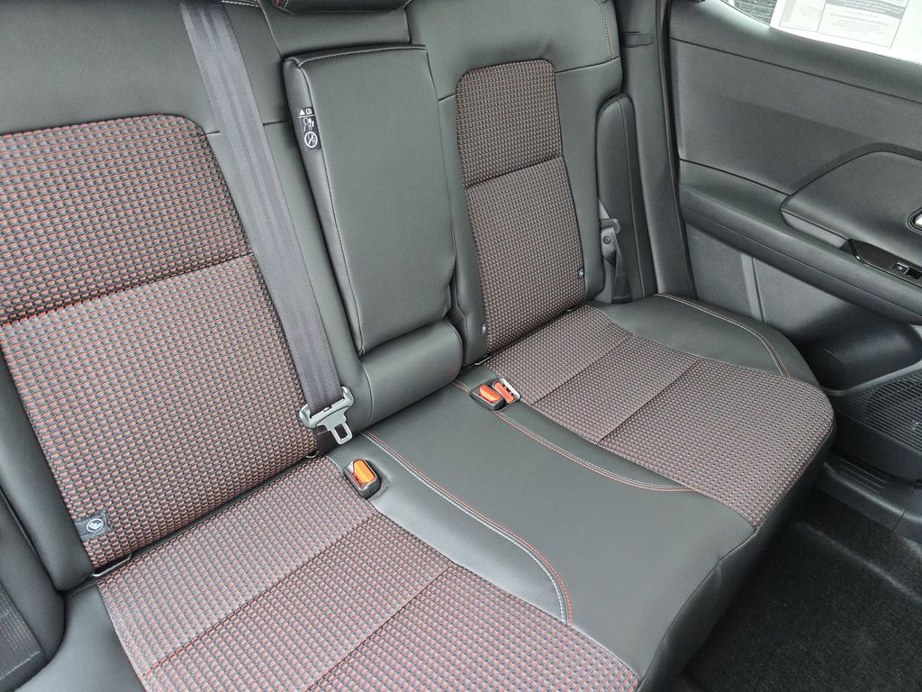 2026 Nissan KICKS SR - Photo 22