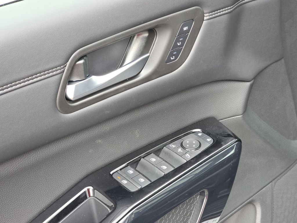 2026 Nissan Pathfinder Platinum - Photo 32