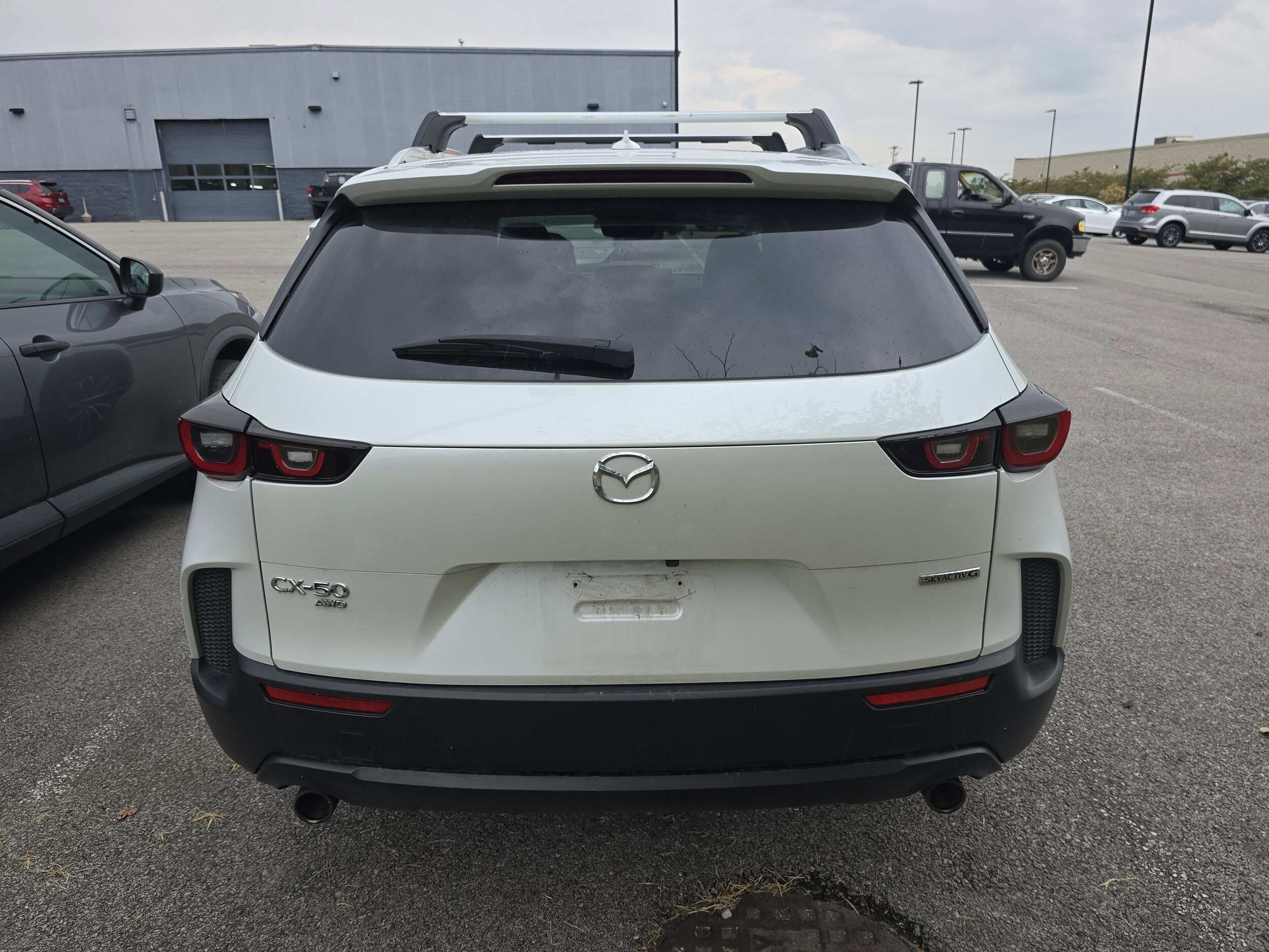 2024 Mazda CX-50 2.5 Premium Plus photo 3