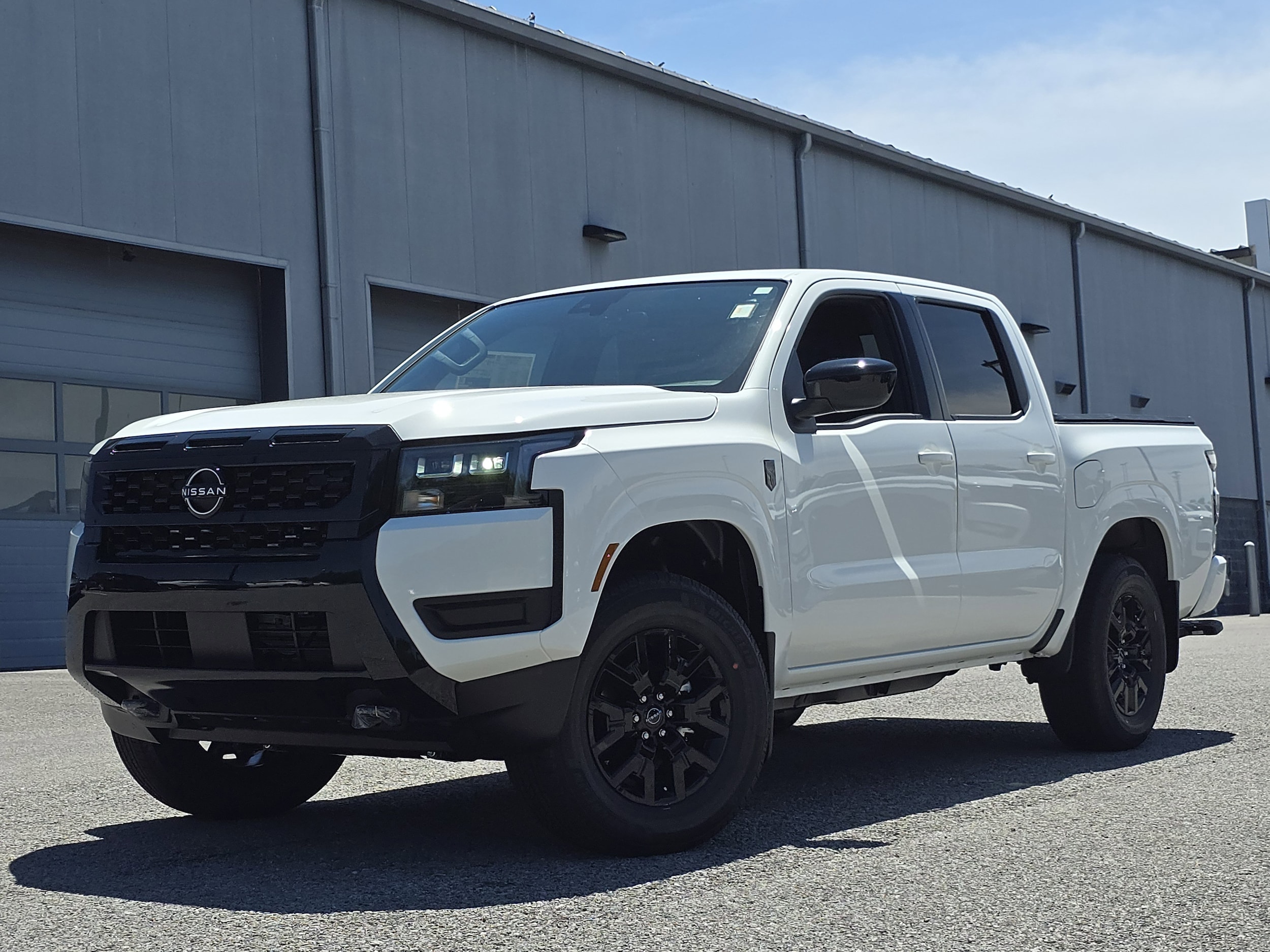 2026 Nissan Frontier SV Crew Cab 4X4 SWB's photo