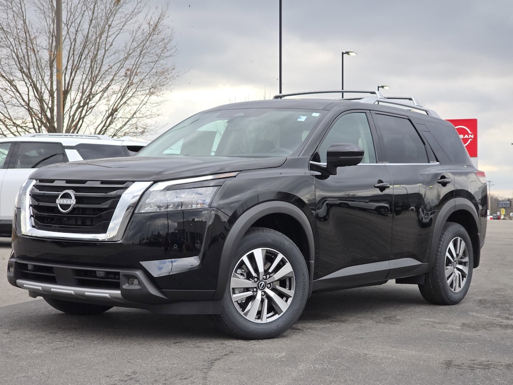 New 2025 Nissan Pathfinder SL Sport Utility