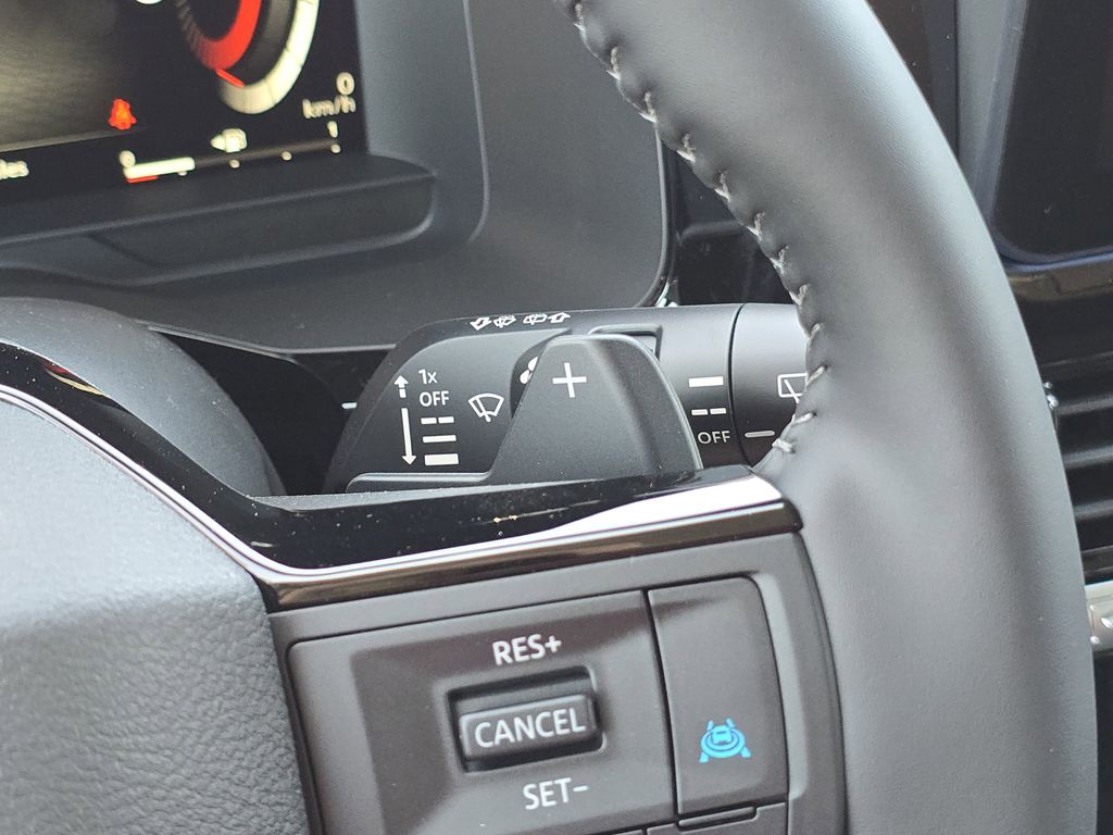 2026 Nissan Pathfinder SL - Photo 32