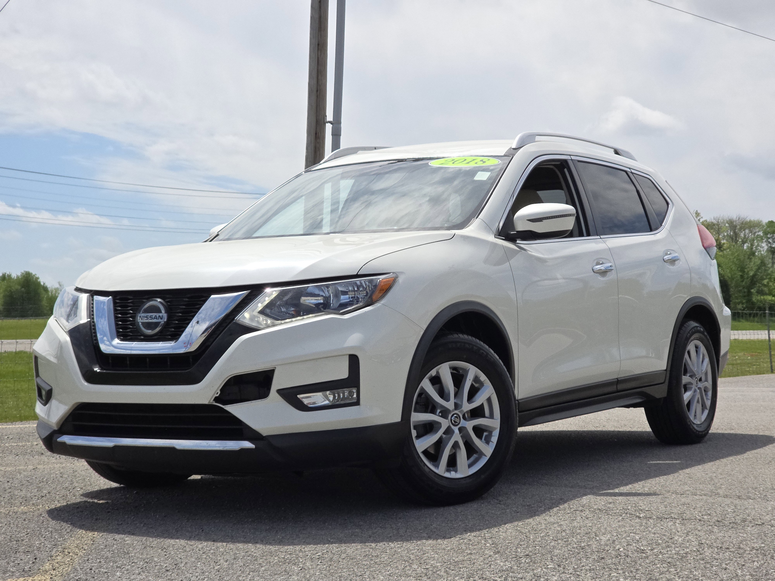 Used 2018 Nissan Rogue SV with VIN JN8AT2MT8JW457850 for sale in Hopkinsville, KY