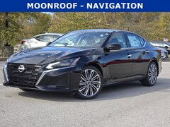 2025 Nissan Altima SL Sedan