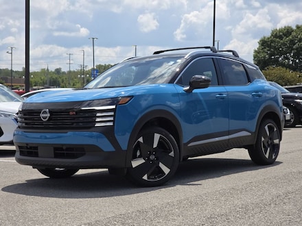 2025 Nissan Kicks SR SUV