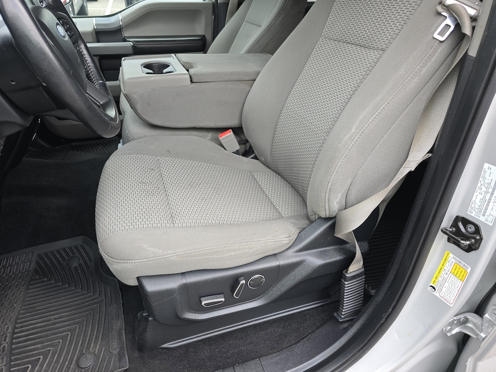 2018 Ford F-150 XLT photo 19
