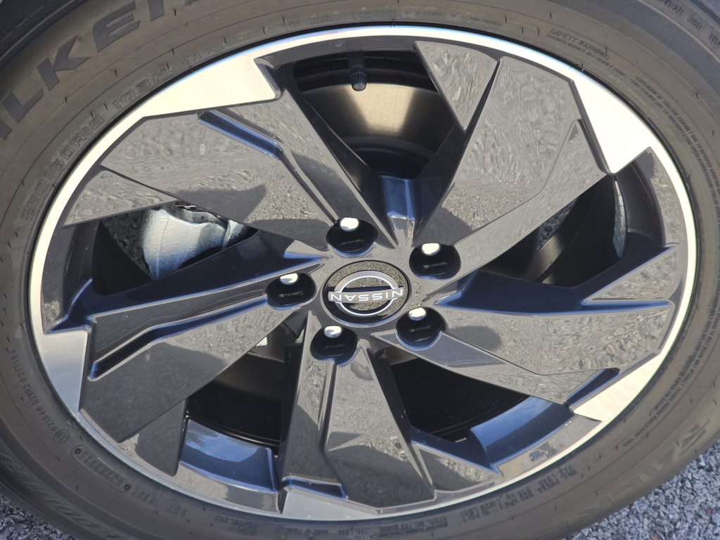 New 2026 Nissan Rogue SV SUV