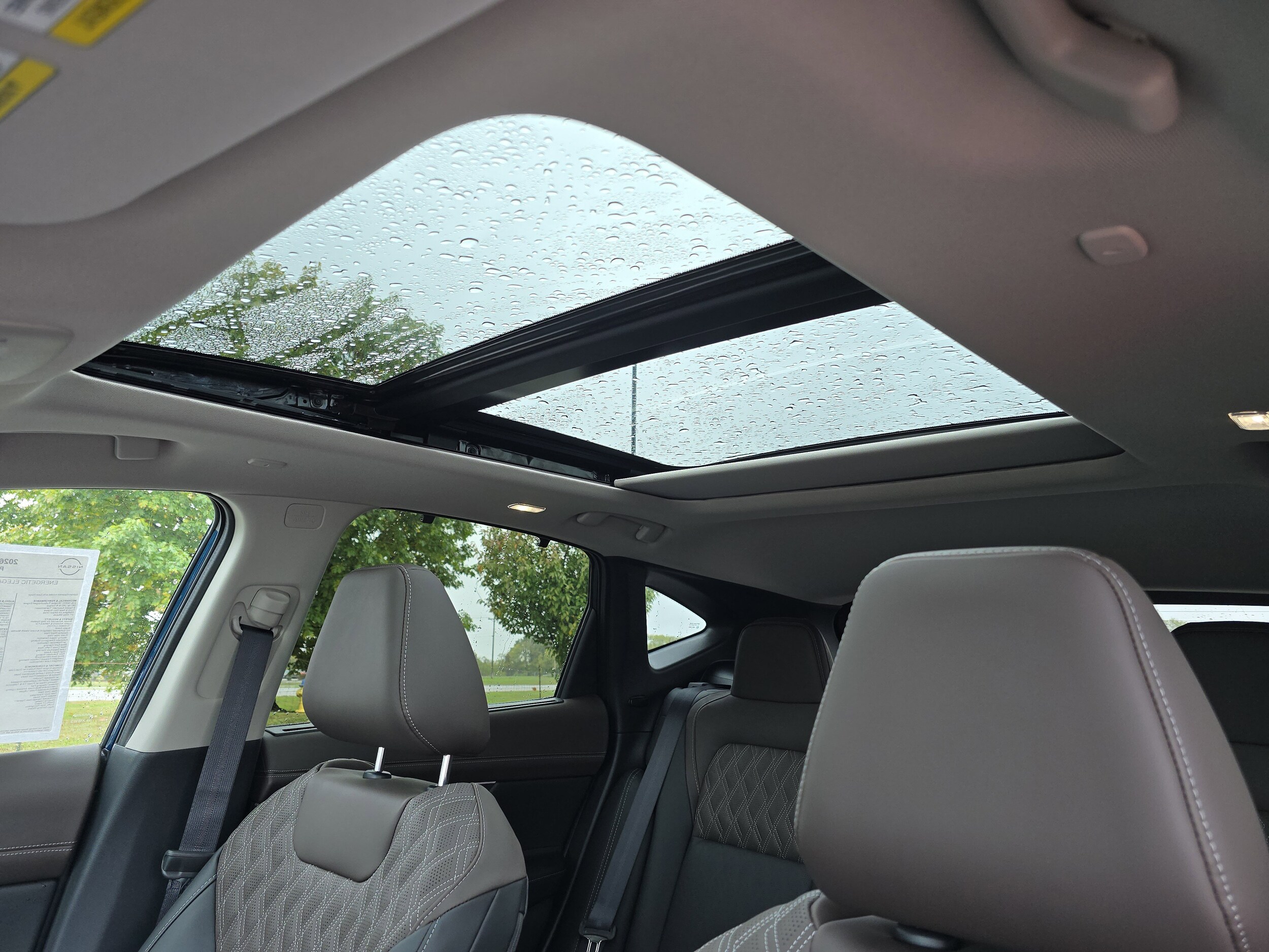 2026 Nissan Murano Platinum photo 2