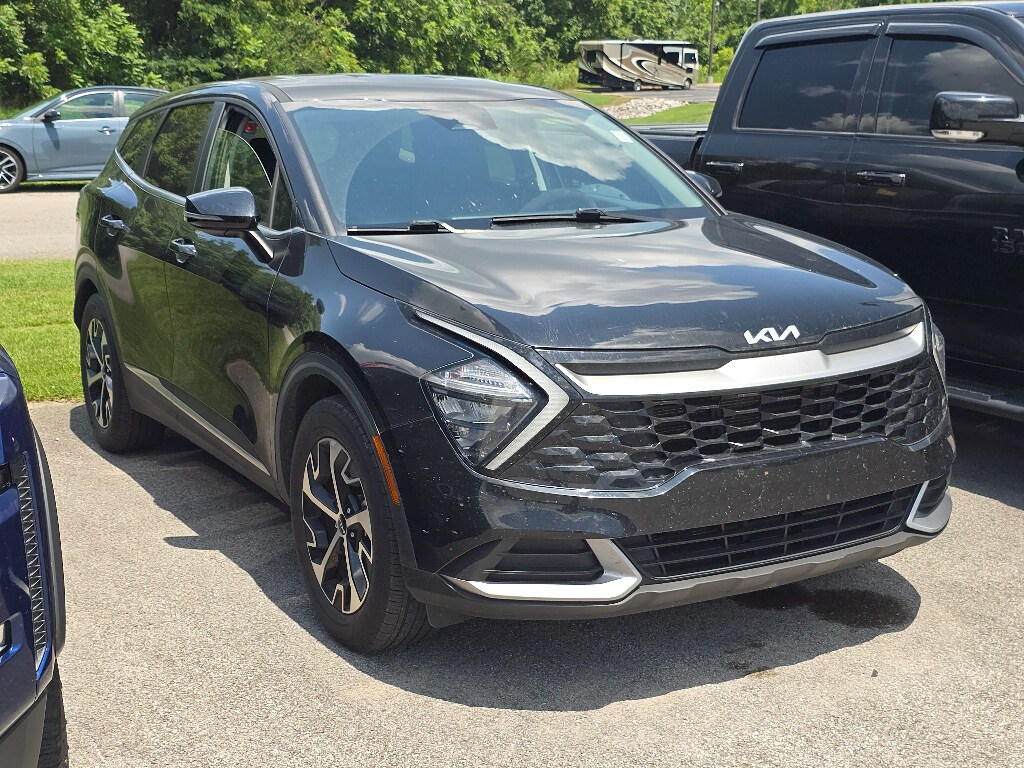 Used 2023 Kia Sportage EX Sport Utility