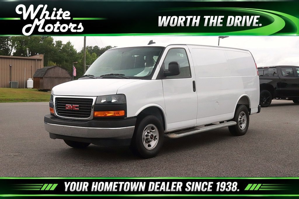 2025 GMC Savana Cargo