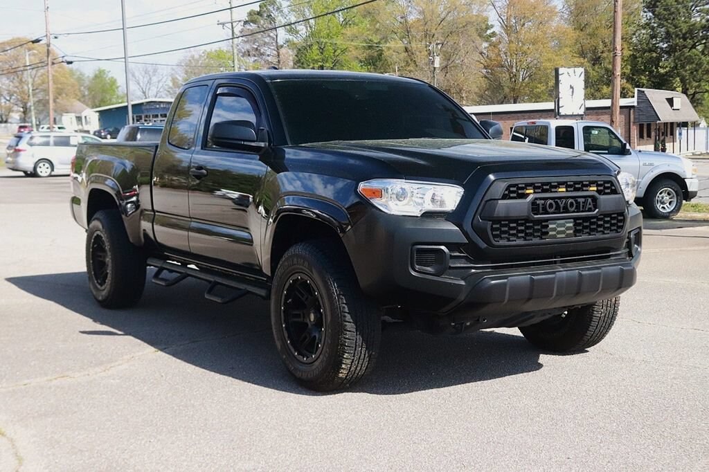 Used 2022 Toyota Tacoma 2WD SR