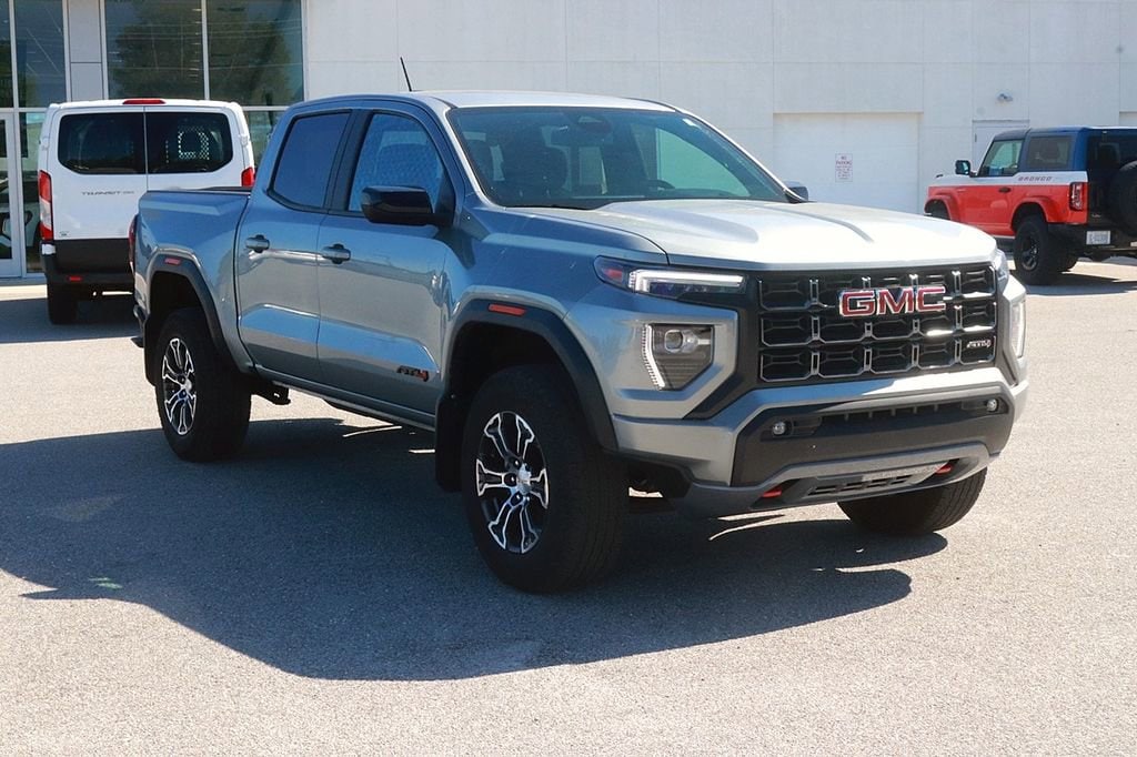 Used 2023 GMC Canyon AT4 Truck