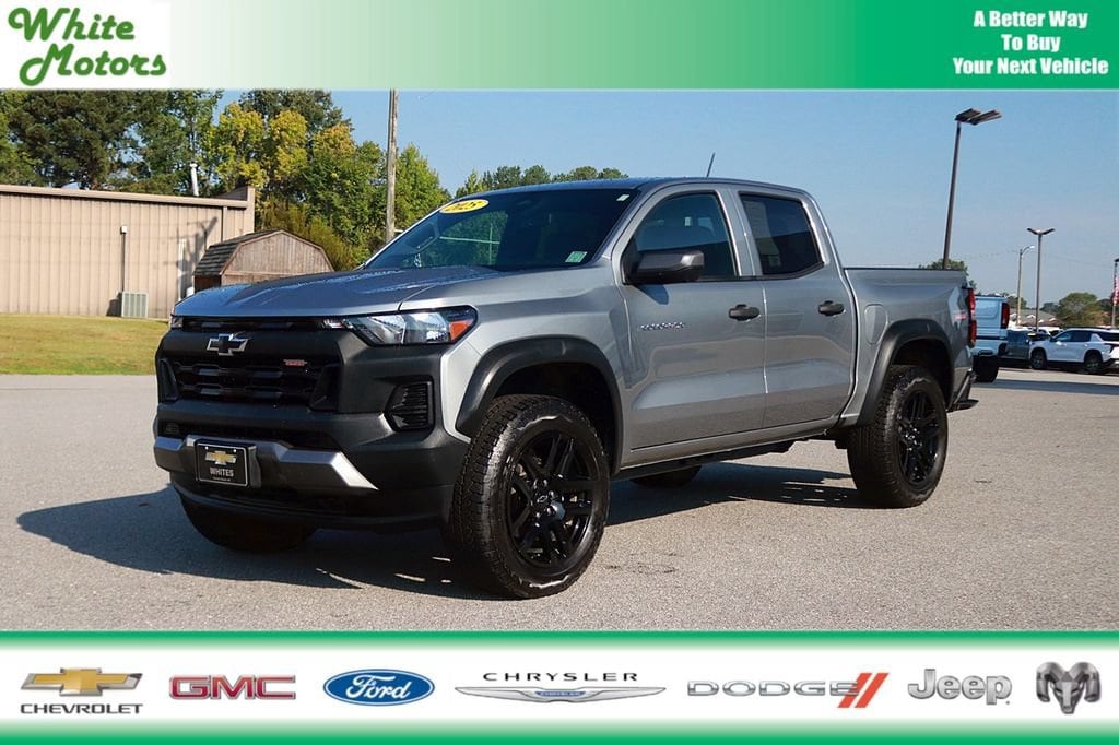 Used 2025 Chevrolet Colorado Trail Boss Truck