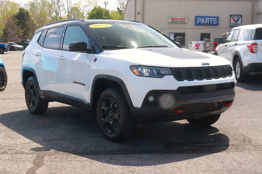 Used 2024 Jeep Compass Trailhawk