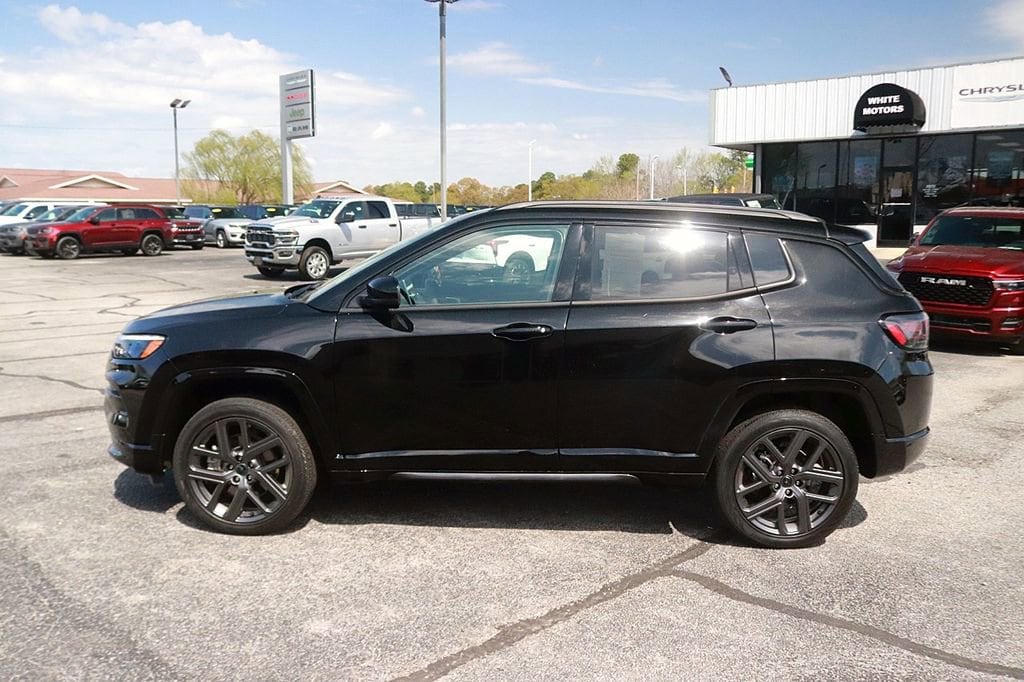 Used 2025 Jeep Compass Limited