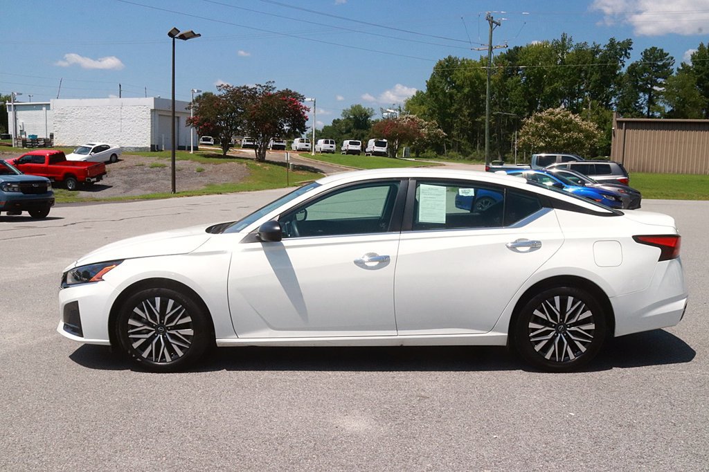 Used 2025 Nissan Altima SV