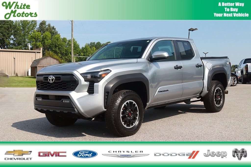 Used 2025 Toyota Tacoma 4WD SR