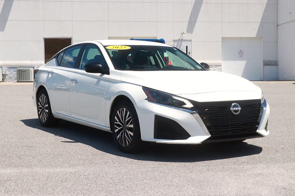 Used 2025 Nissan Altima SV