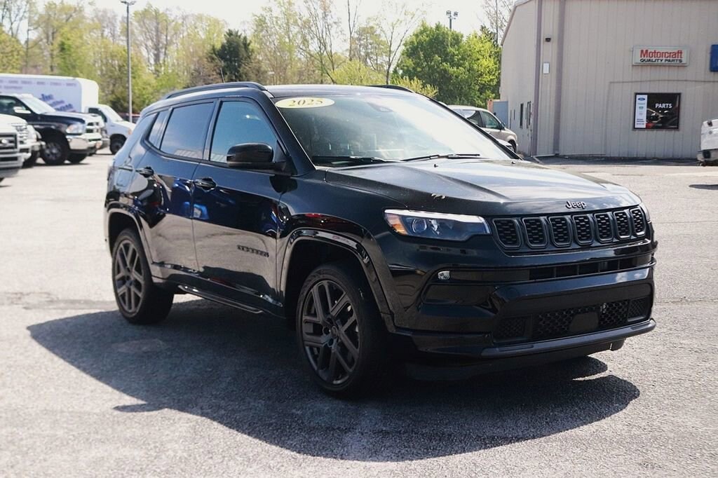 Used 2025 Jeep Compass Limited