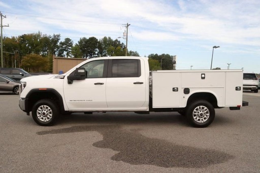 New 2025 GMC Sierra 2500 HD Pro Truck