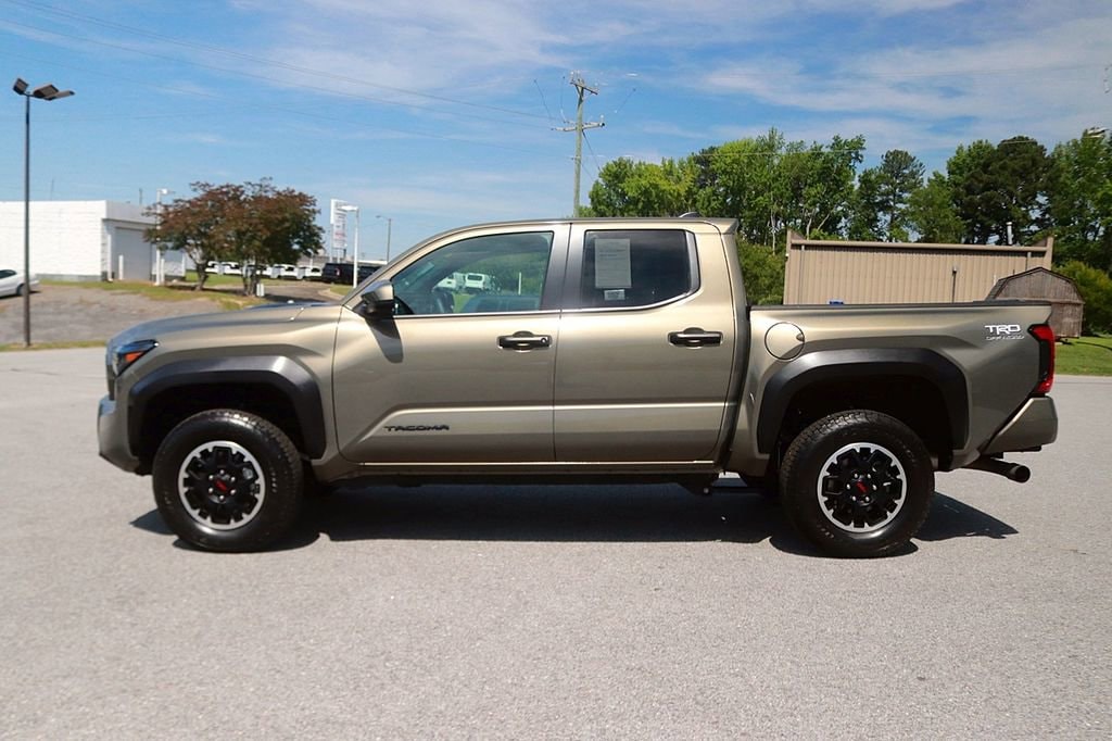 Used 2025 Toyota Tacoma 4WD SR