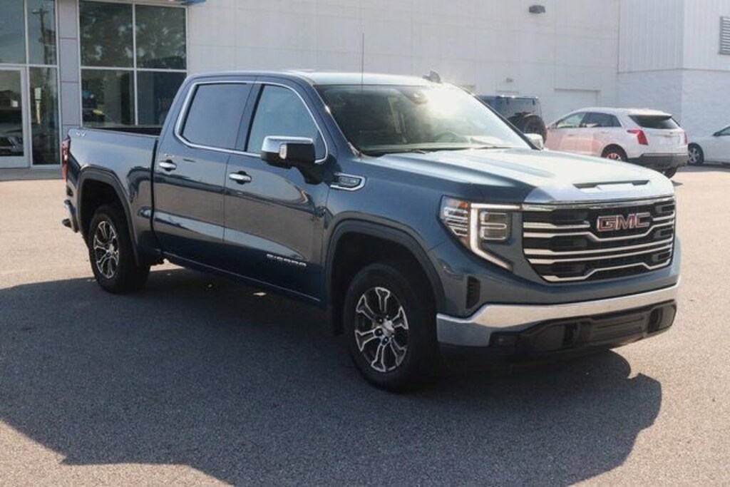 Used 2024 GMC Sierra 1500 SLT Truck