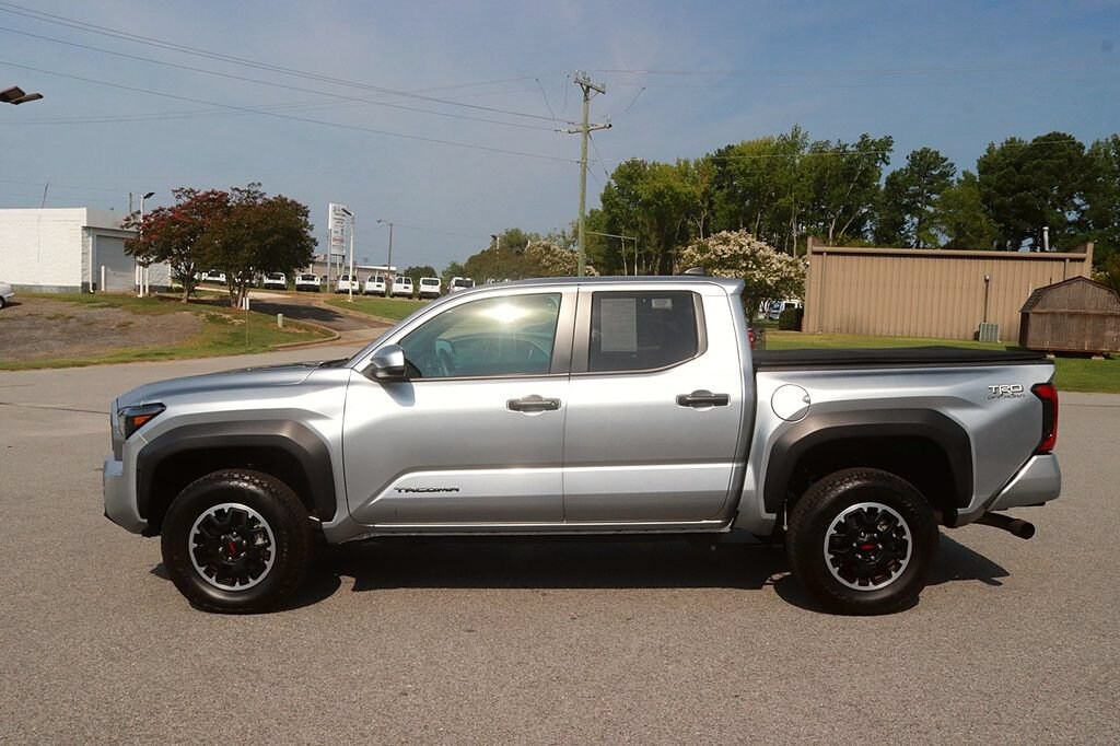 Used 2025 Toyota Tacoma 4WD SR