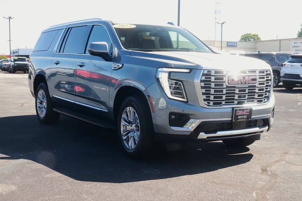 Used 2025 GMC Yukon XL Denali SUV