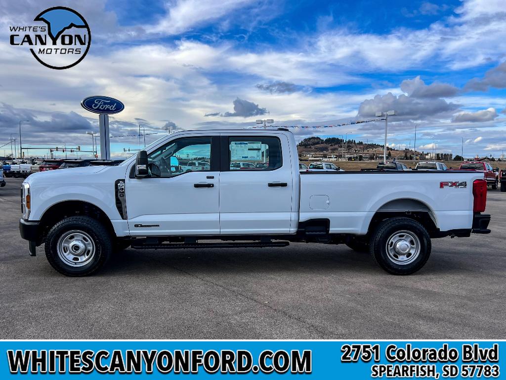 2026 Ford F-350 XL photo 2