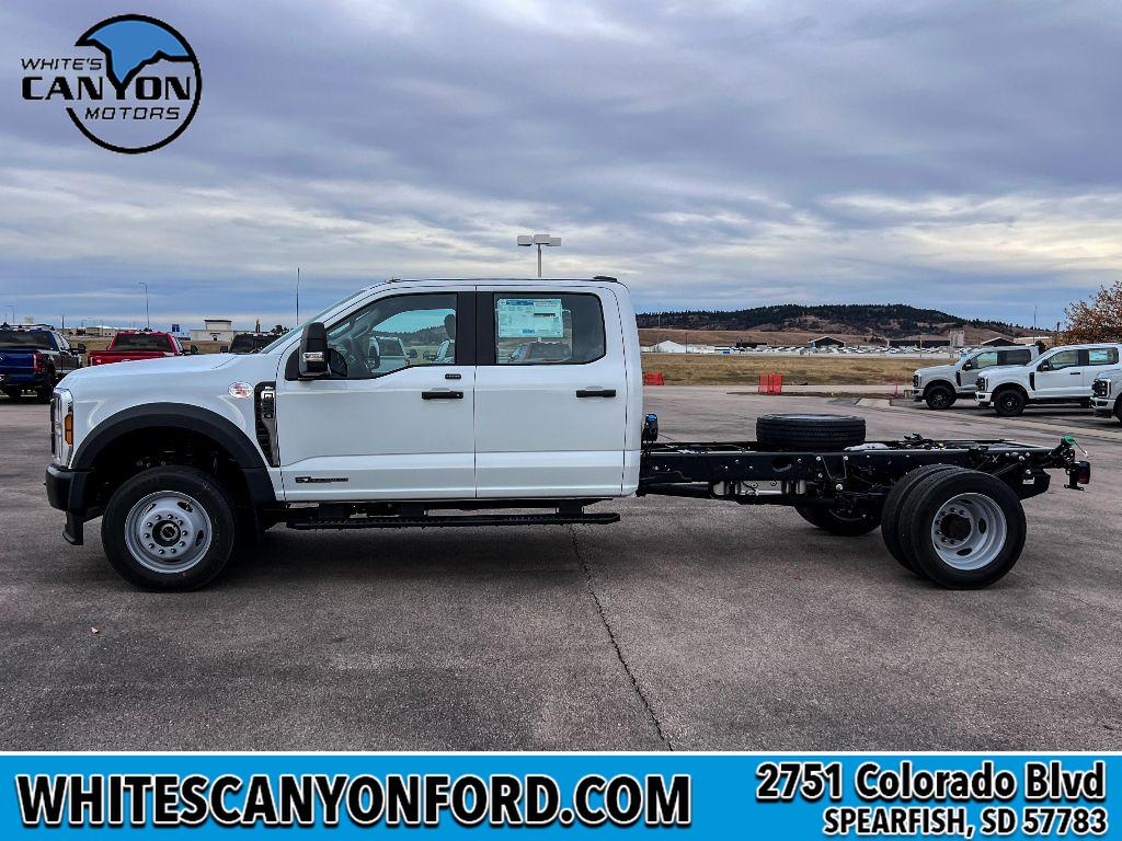 2026 Ford F-550 XL photo 2