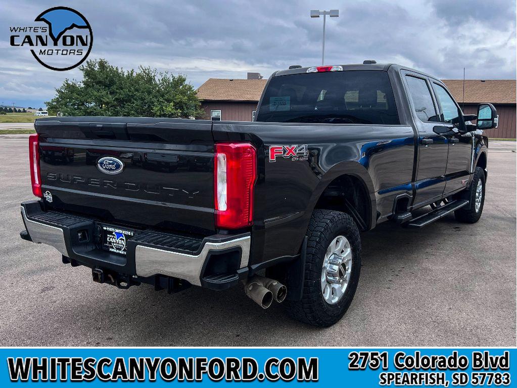 2024 Ford F-350 XLT photo 3