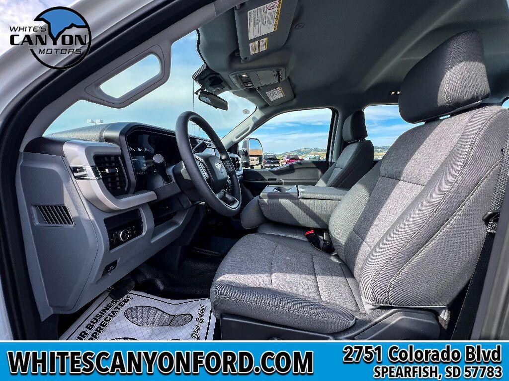 New 2026 Ford F-350 Platinum Truck Crew Cab