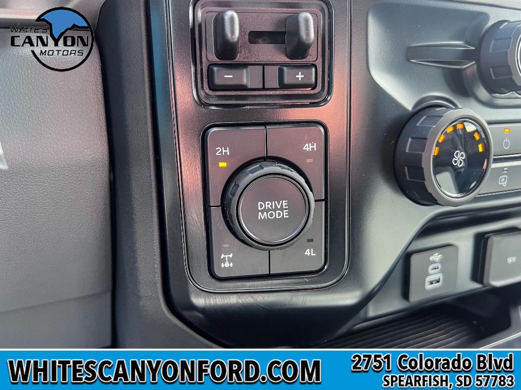 2025 Ford F-350 XLT photo 14