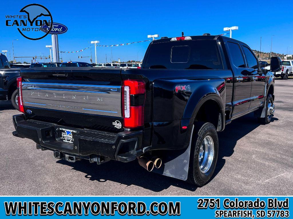 2023 Ford F-350 Platinum photo 2