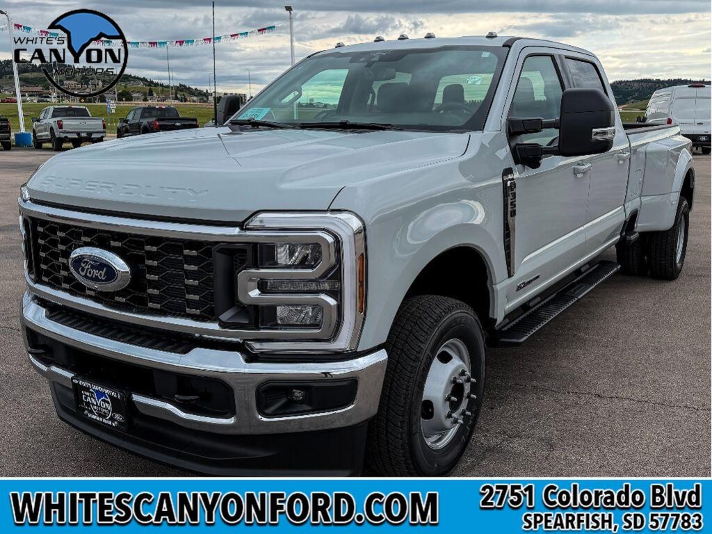 New 2026 Ford F-350 Truck Crew Cab