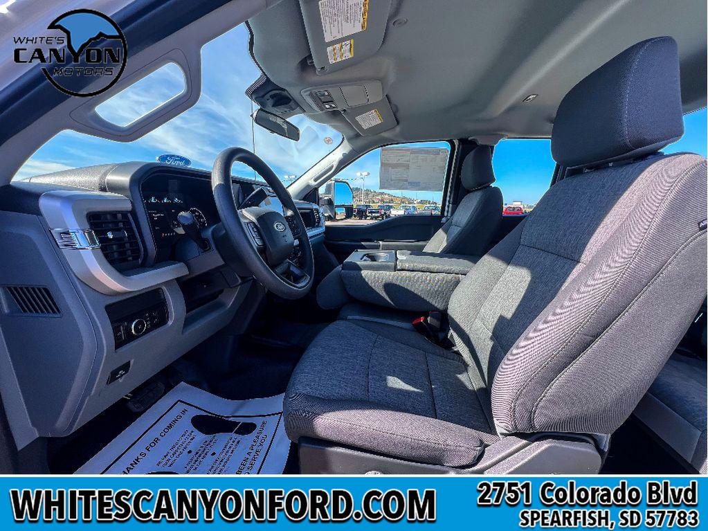 2026 Ford F-250 XL photo 4