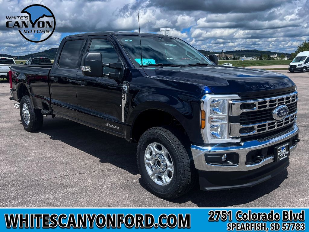 2025 Ford F-350 XLT photo 10
