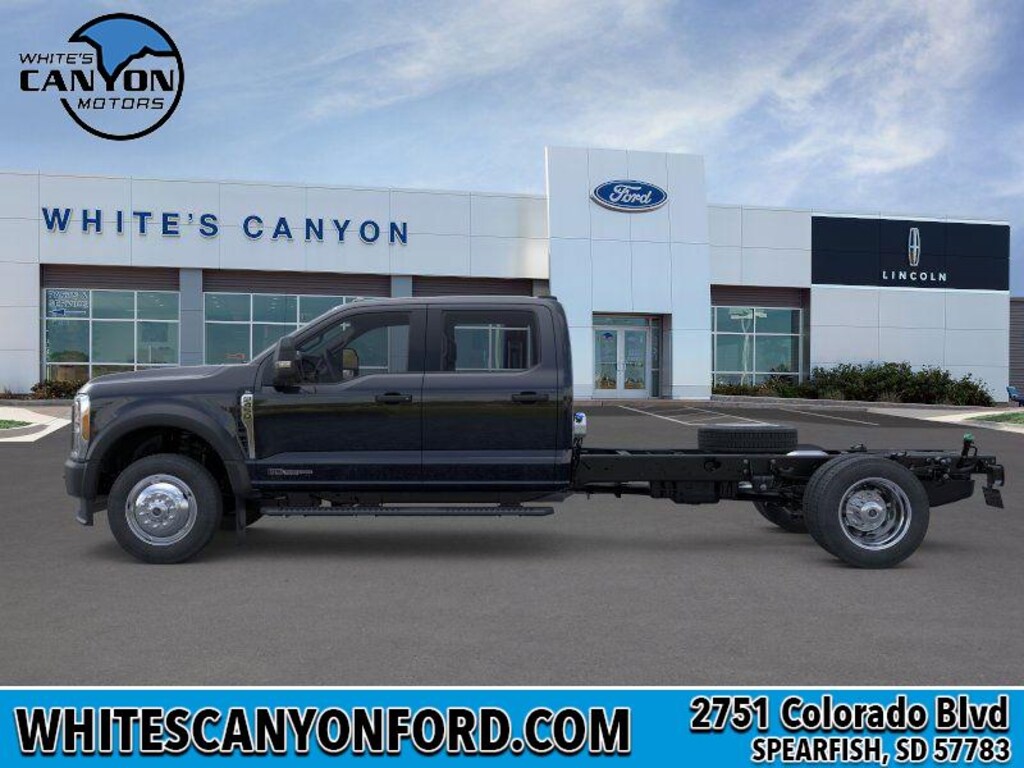 New 2026 Ford F-450 Chassis  Truck Crew Cab