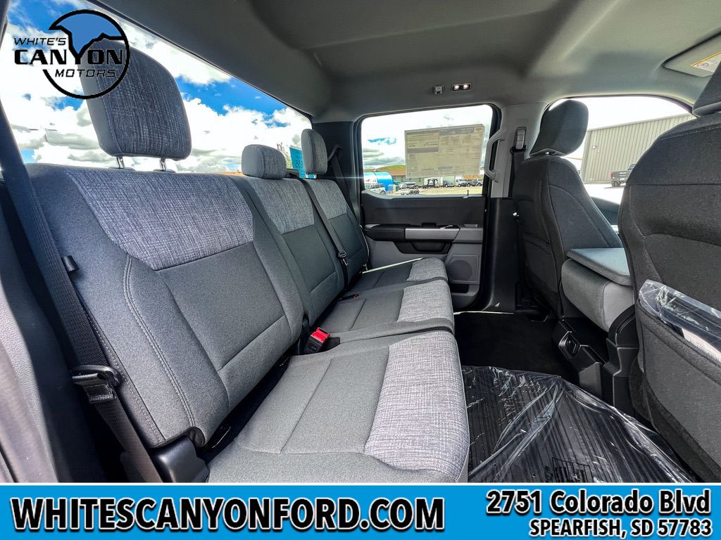2025 Ford F-350 XLT photo 12