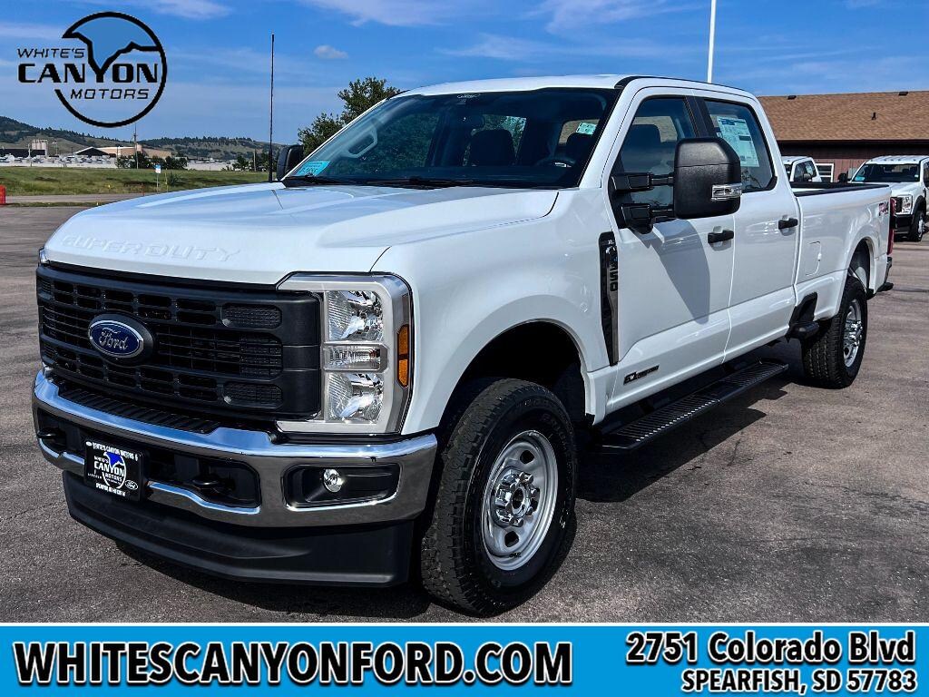 New 2026 Ford F-350 Platinum Truck Crew Cab