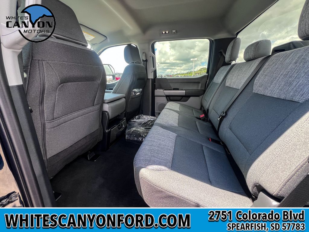 2025 Ford F-350 XLT photo 7