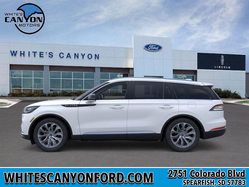 2026 Lincoln Aviator Premiere photo 2