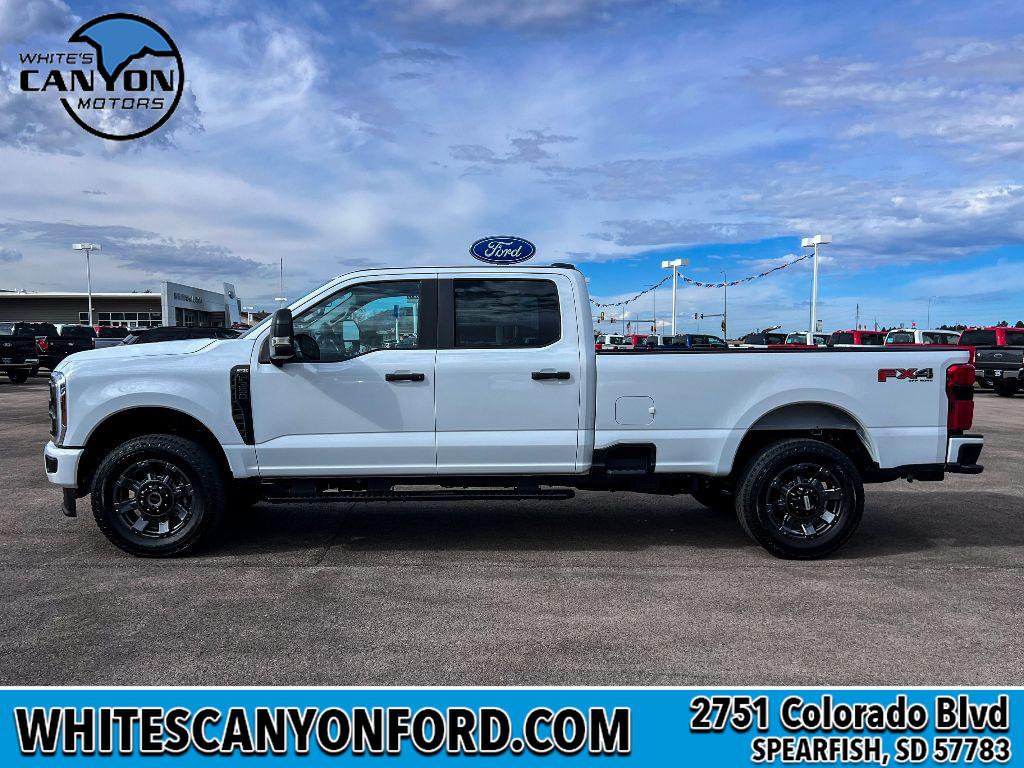 2026 Ford F-350 XL photo 2