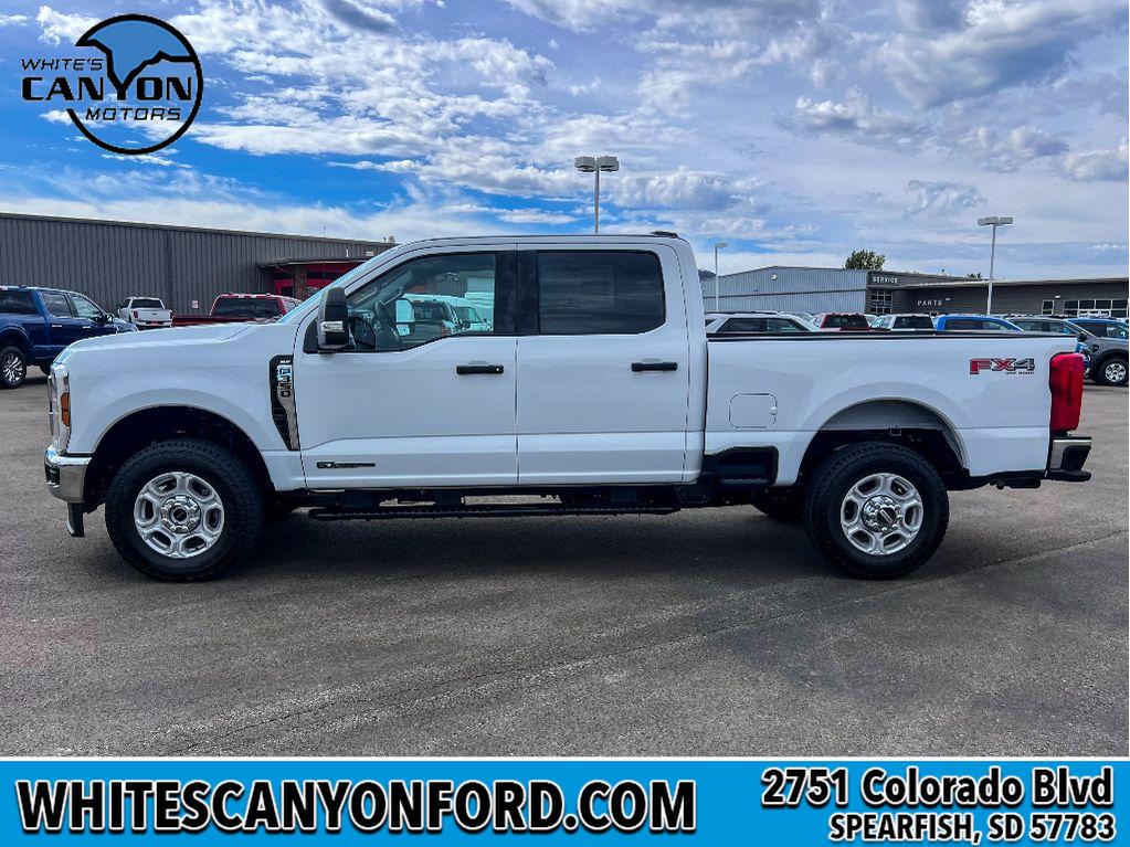2026 Ford F-350 XLT photo 2